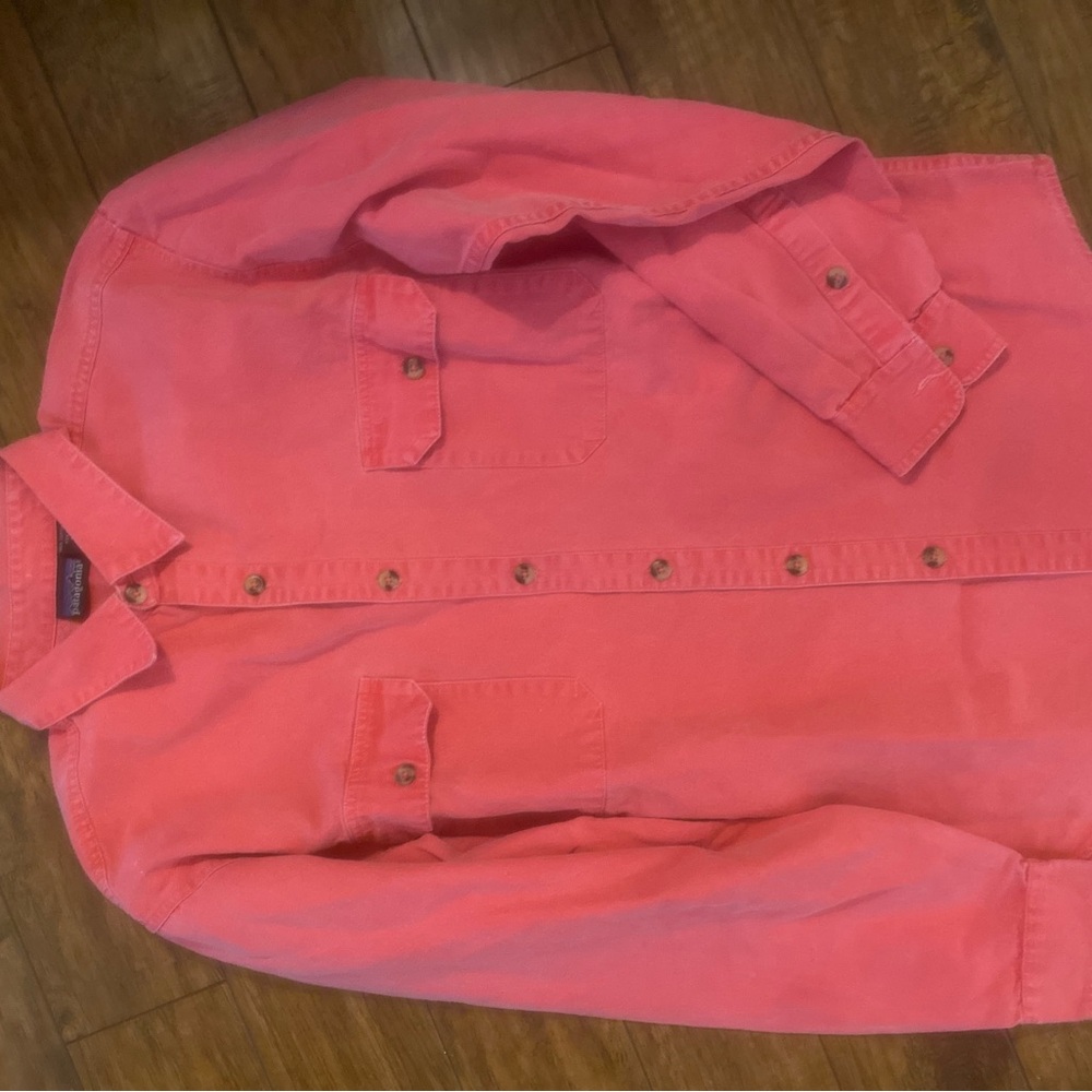 Patagonia Men's Vibrant Pink Casual Shirt